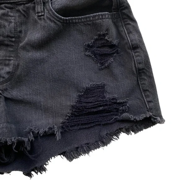 ✅Hollister Womens Jean Shorts Size 11 30 Black High Rise Mom Short 3” Distressed - Picture 4 of 9